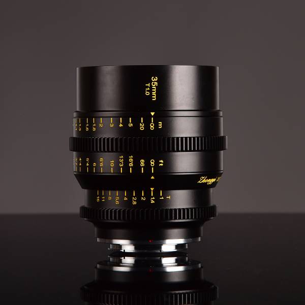 萤火系列S35 35mmT1.0